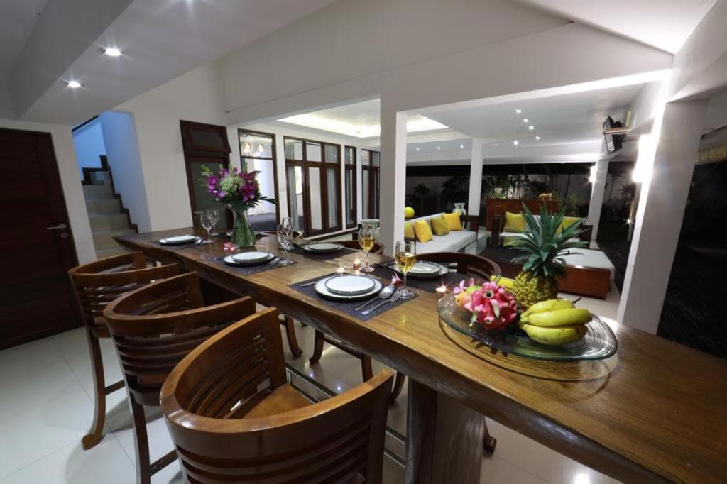 Villa Lucia By Semesta Villas Семіньяк Екстер'єр фото